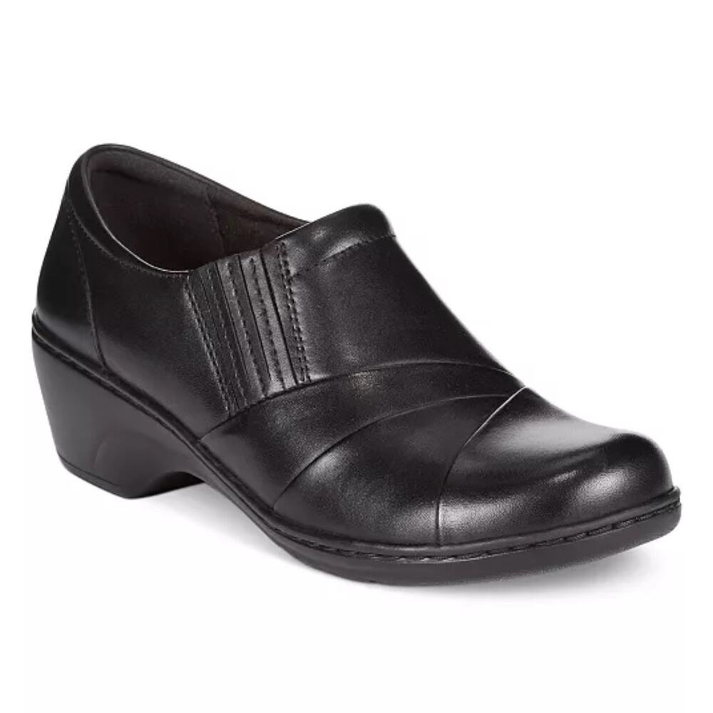 Clark’s Channing Essa NWOT Size 5